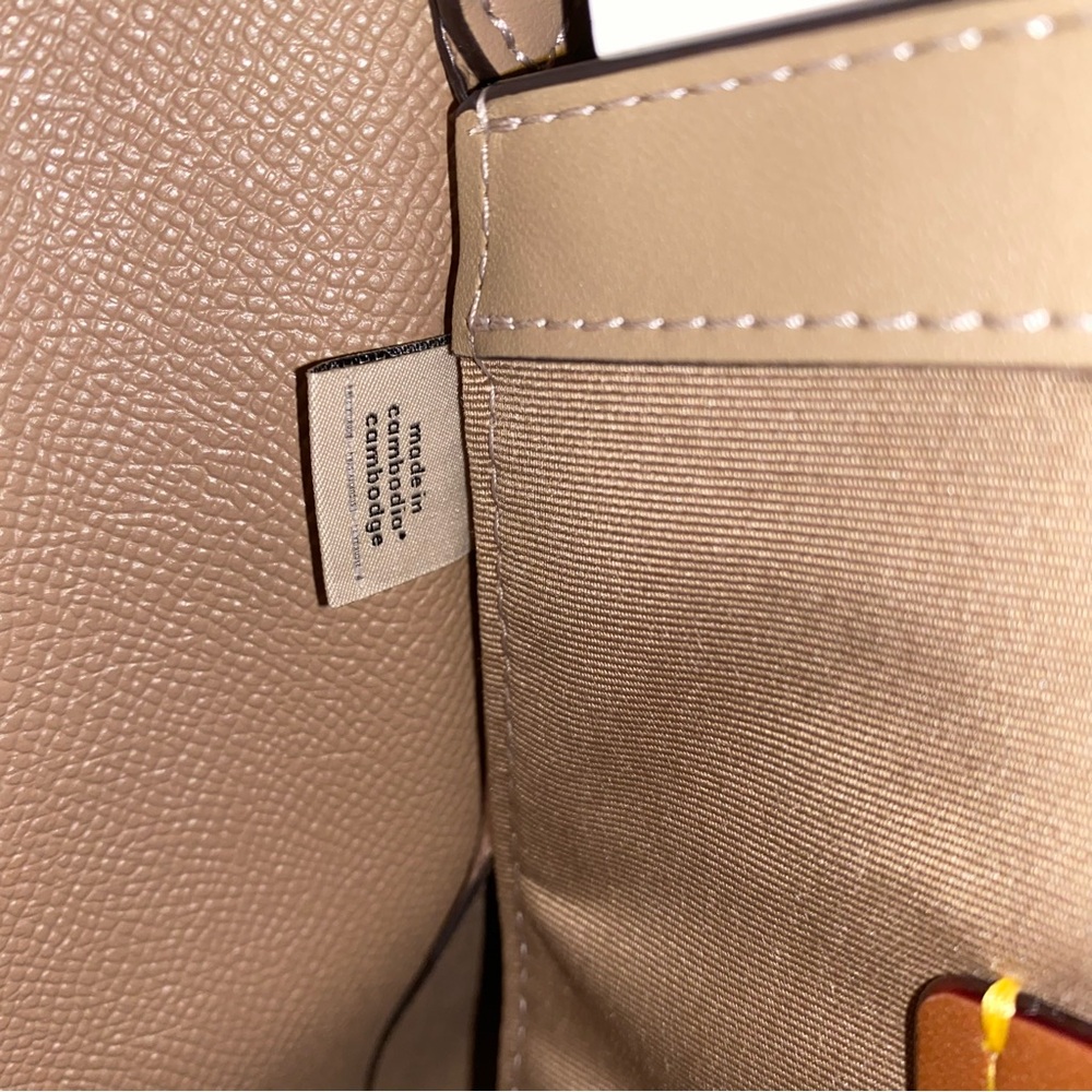 Coach Rowan Bucket Bag In Rainbow Signature Canvas New - Picture 12 of 13